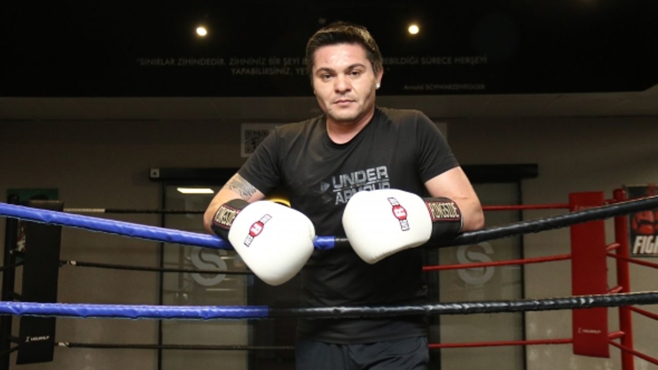 Eskişehirli boksör, Ukraynalı rakibi için gün sayıyor