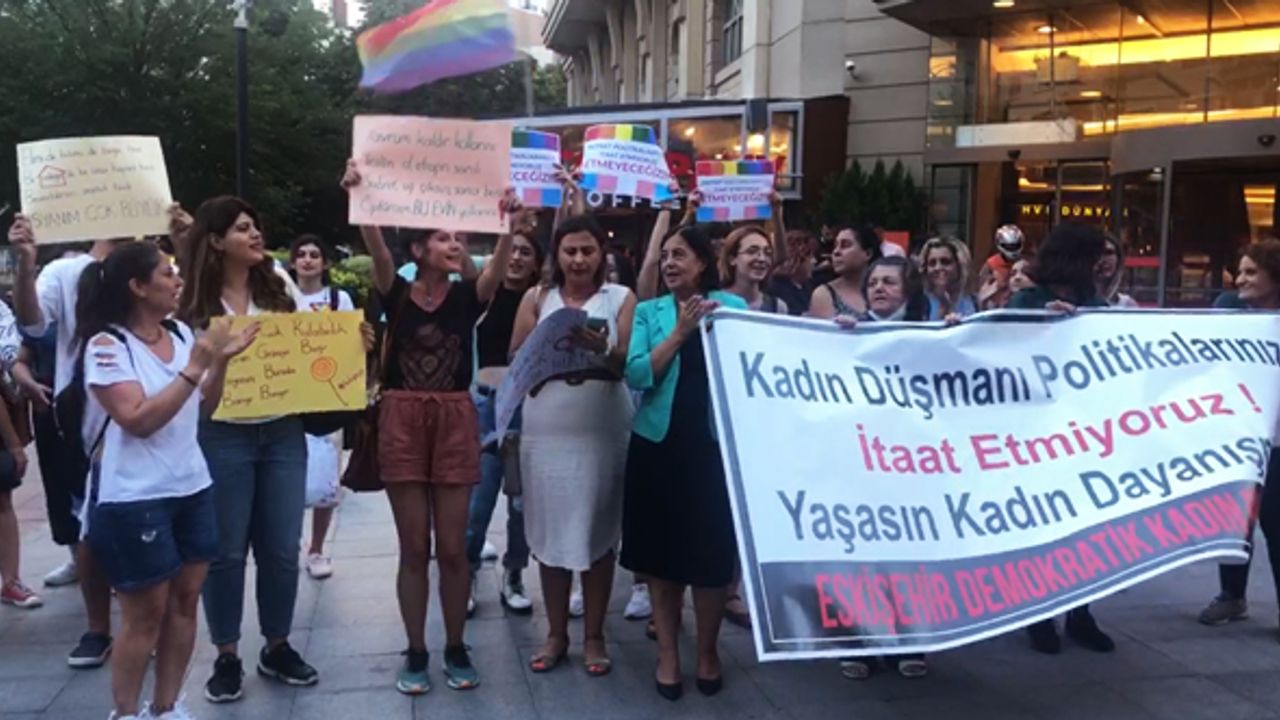 Eskişehir Demokratik Kadın Platformu’ndan Gülşen’e destek: “Elimi de kolumu da bağla hadi!”