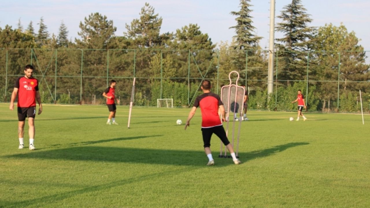 Eskişehirspor yeni sezonda da genç futbolcular ile mücadele edecek