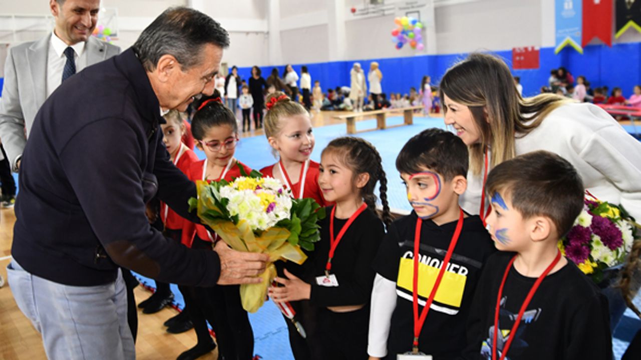 Başkan Ataç Jimnastikle tanışan çocuklarla buluştu