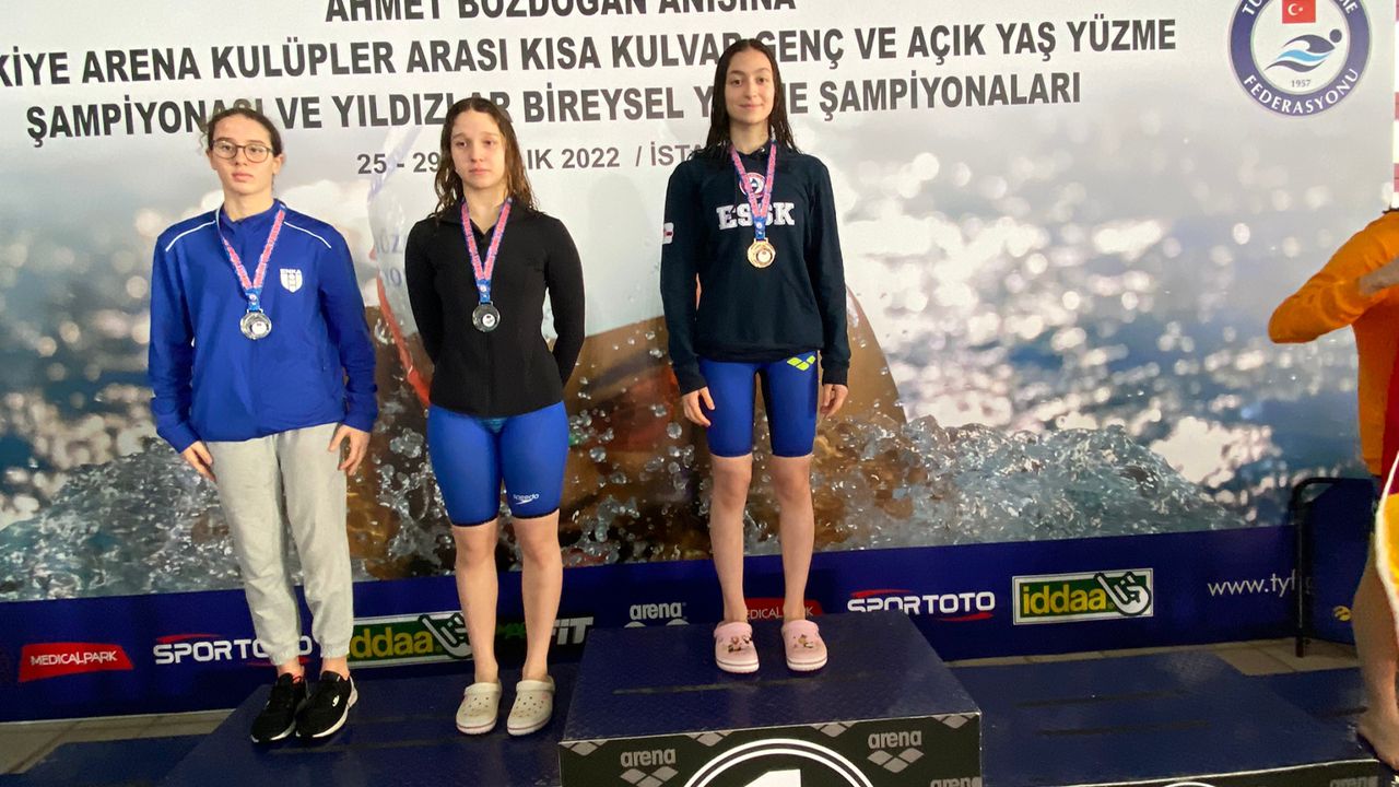 ESSK'lı milli yüzücü Türkiye şampiyonu oldu