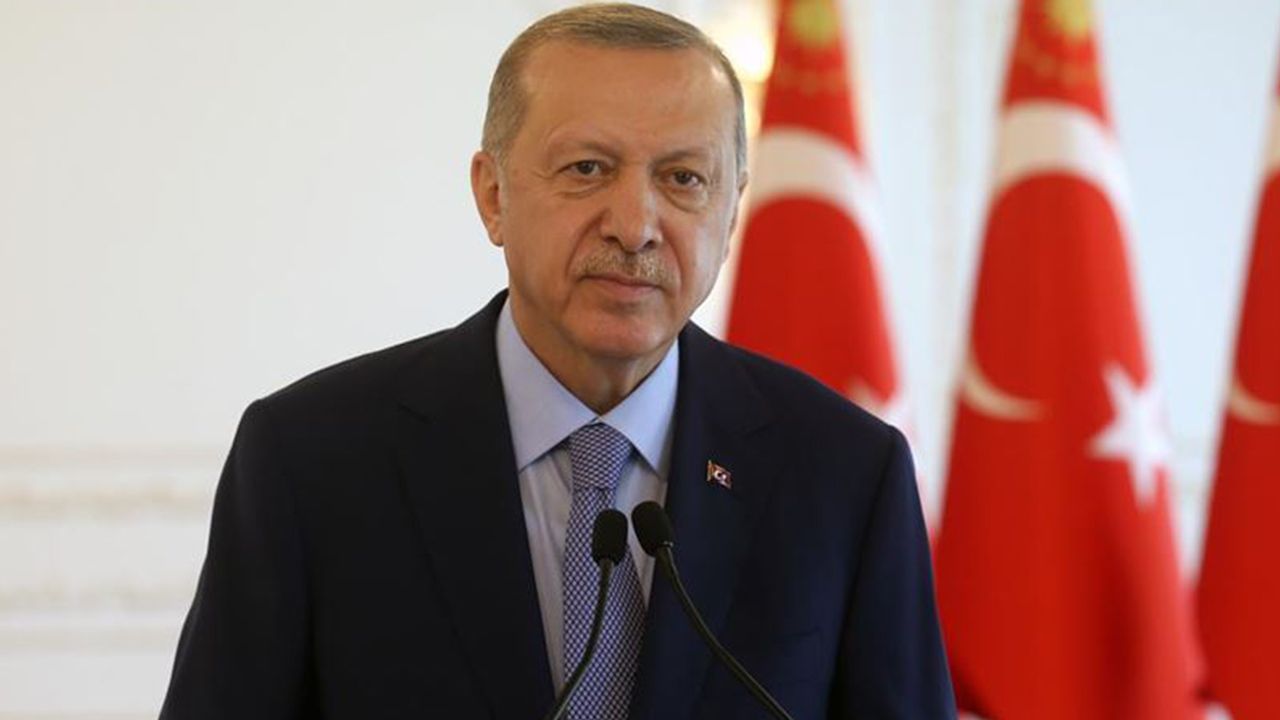 Cumhurbaşkanı Erdoğan: “Yarın sandıkları bayram yerine çevireceğiz”