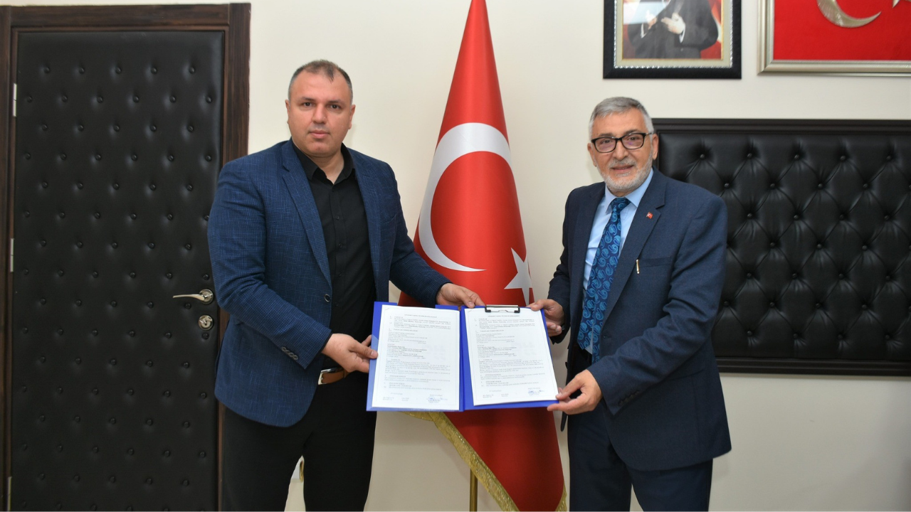 İnönü Belediyesi ve PTT arasında sözleşme imzalandı