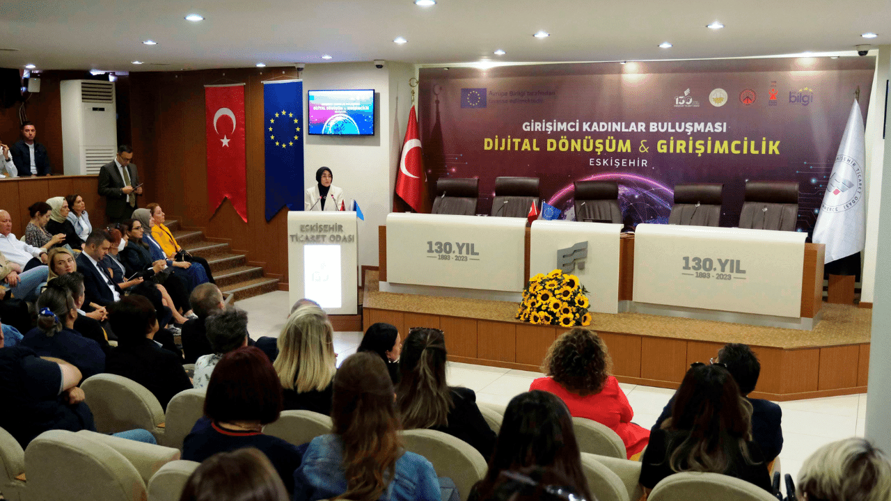 Eskişehir AB Bilgi Merkezi kadın girişimcileri buluşturdu