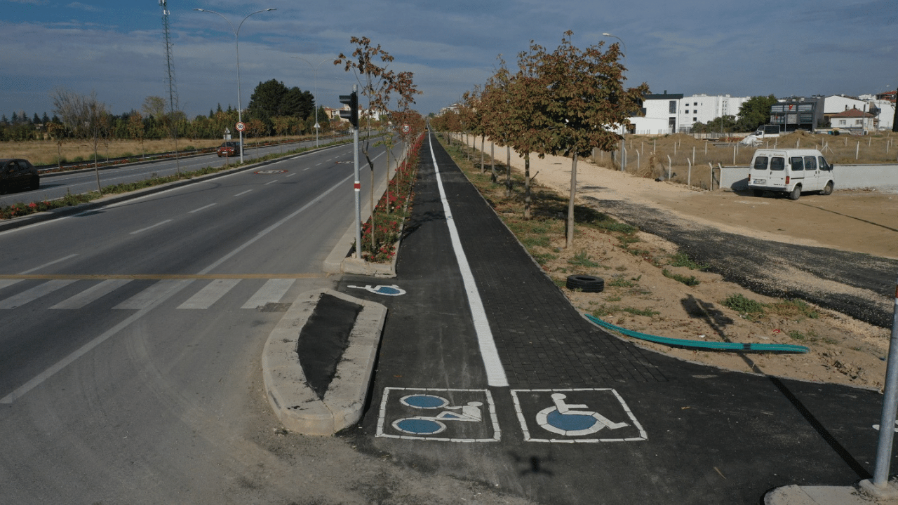 Eskişehir'e 5 kilometrelik bisiklet yolu