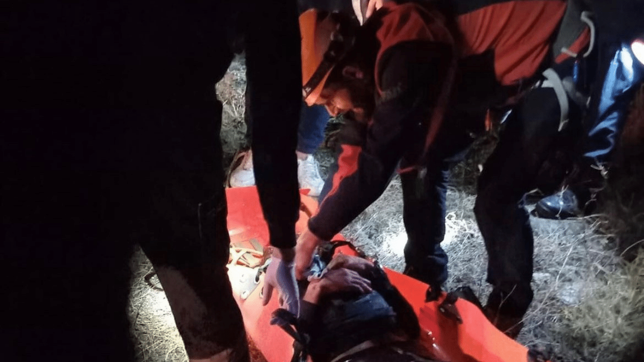 Eskişehir'de alkollü sürücü şarampole uçtu:3 yaralı