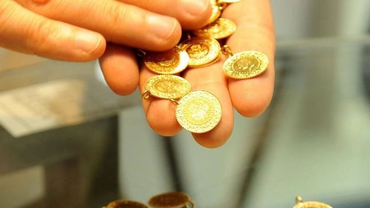 Altın fiyatları yatırımcıyı korkuttu! Çeyrek ve gram altın fiyatları 4 Şubat