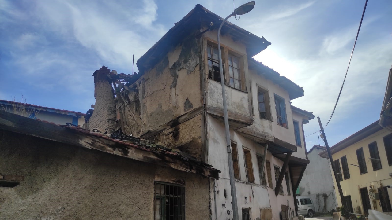 Eskişehir'de vatandaşlar bu evden şikayetçi