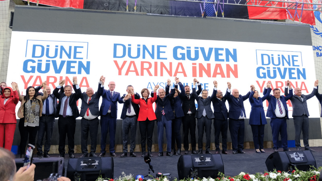 CHP lideri Özgür Özel, "Eskişehir’den, Türkiye rekoru bekliyorum"