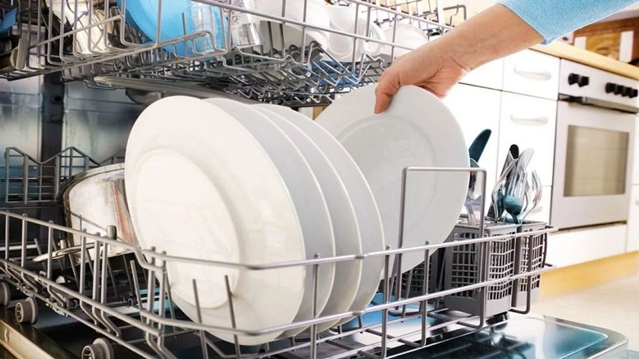 Bulaşık makinesi deterjanını evde yapabilirsiniz: İşte az bilinen yöntem