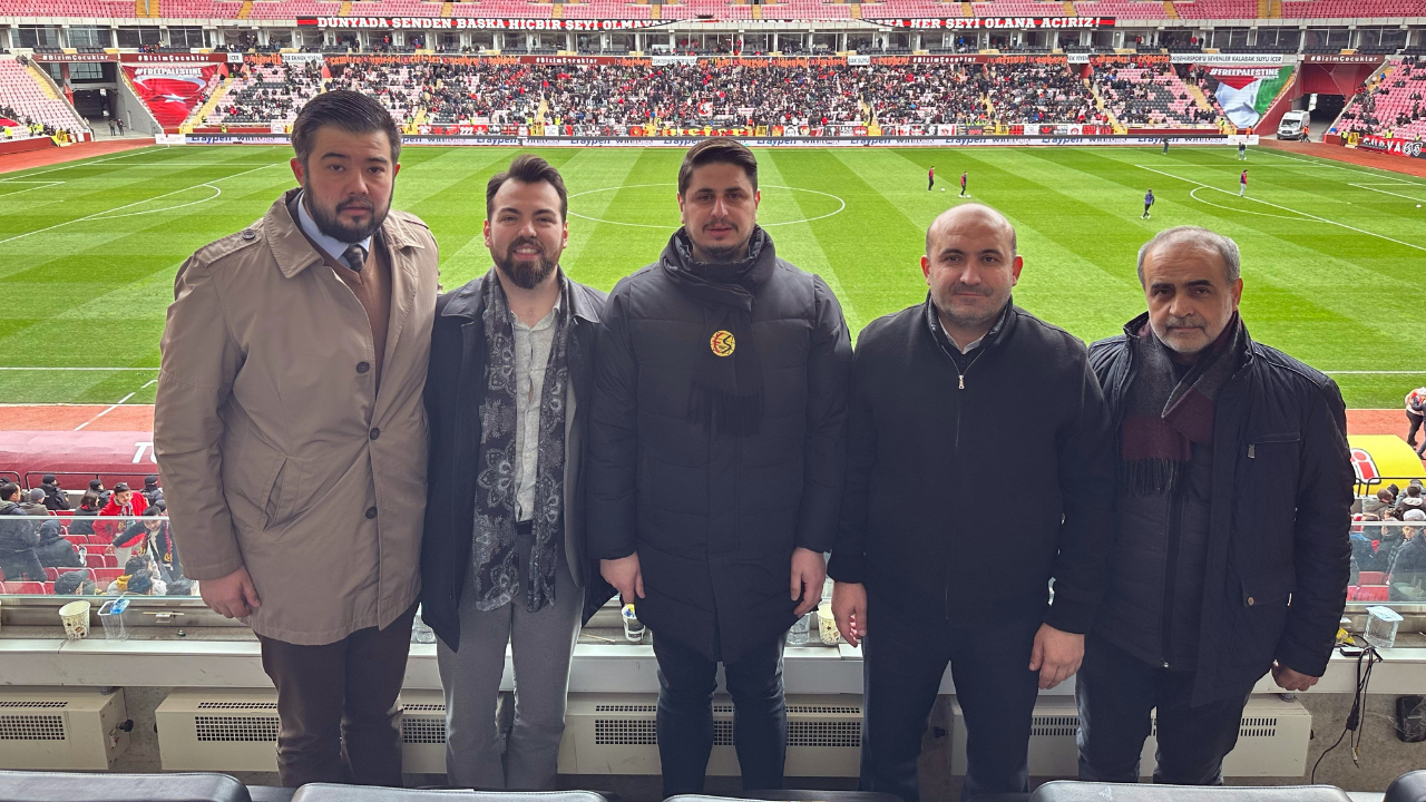 Albayrak: ''Eskişehirspor'umuzu kutlarım''
