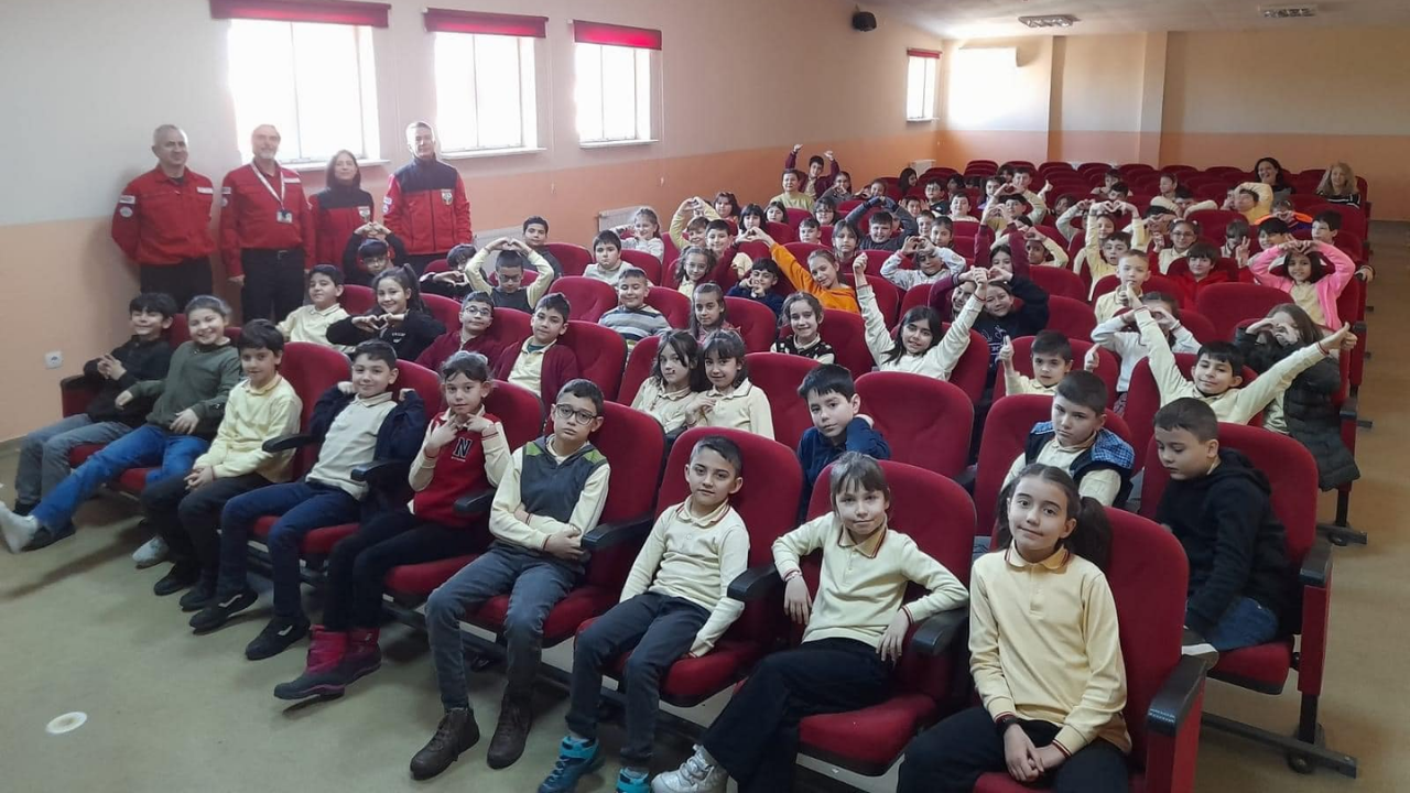 Eskişehir'de "Deprem Bilinçlendirme Semineri" gerçekleştirildi