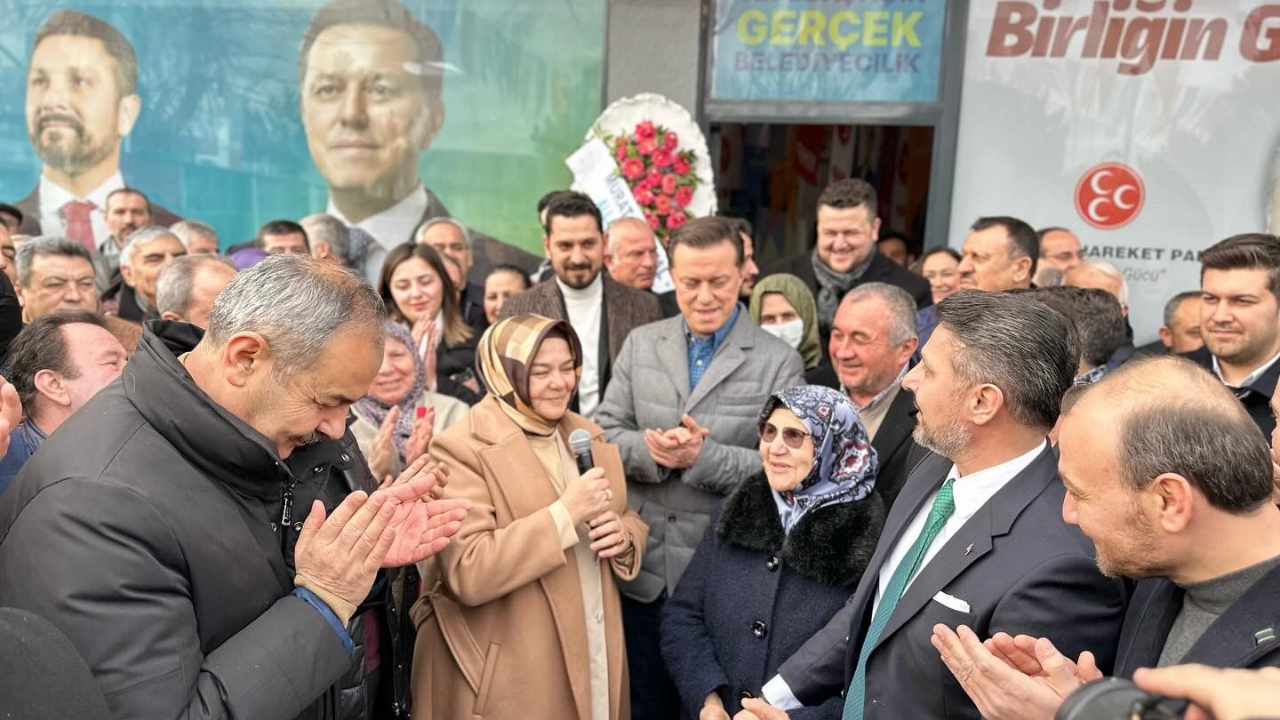Gürcan: ''Mahallelerimizin sorunlarına yerinde şahit oluyoruz''