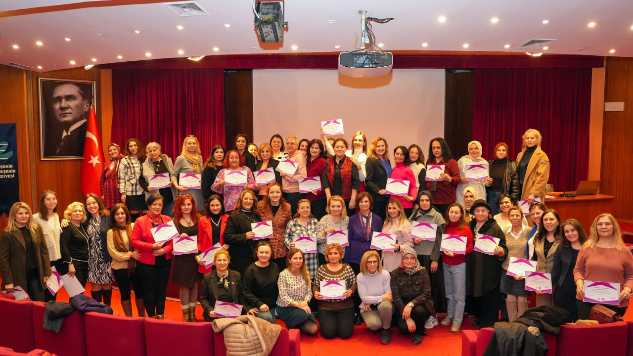 Ayşe Ünlüce: “Eskişehir'i kadınlar yönetecek”