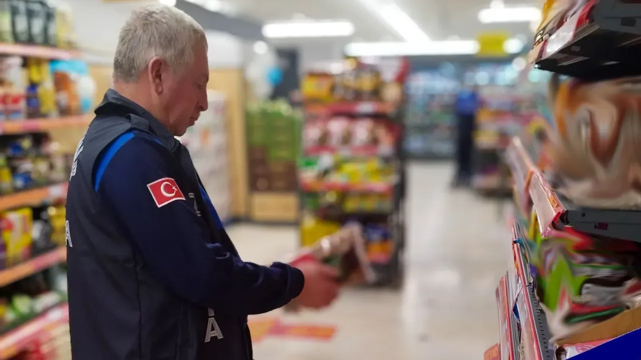 Market raflarında sahte peynir skandalı! Bakanlık 8 markanın ismini açıkladı