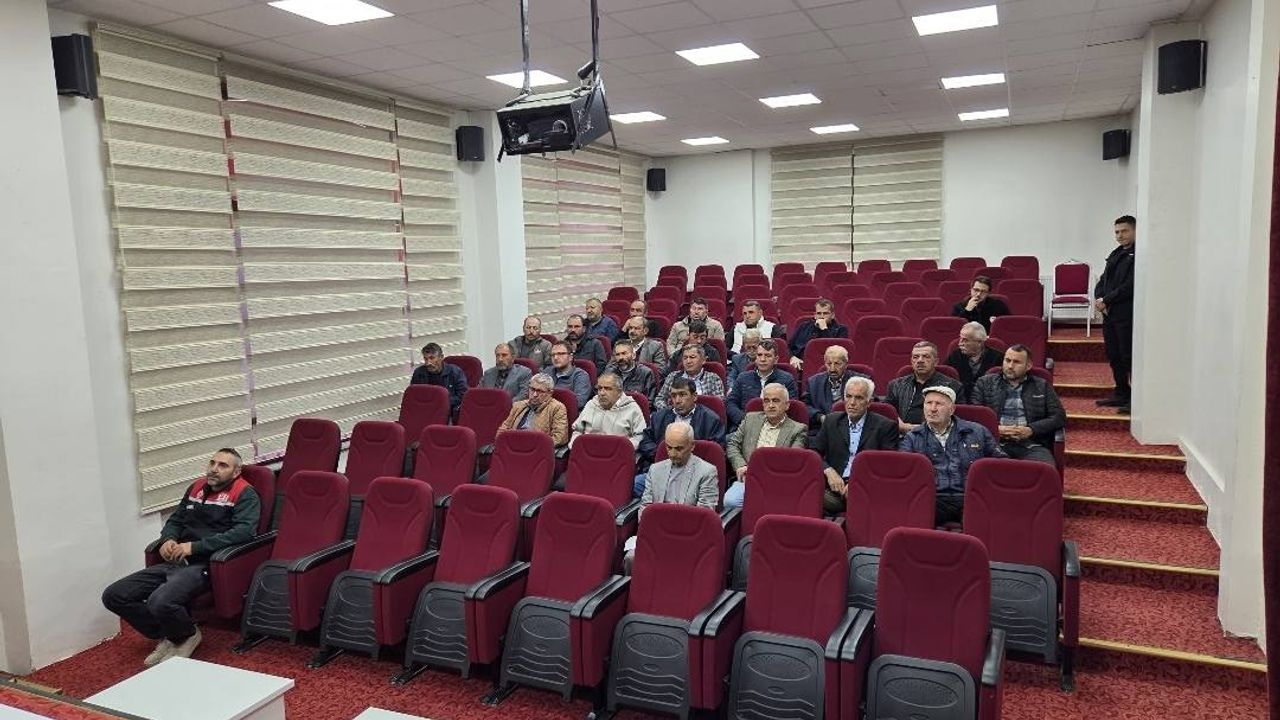 Eskişehir’in 14 ilçesinde çiftçilerle “Cuma Buluşmaları” devam ediyor