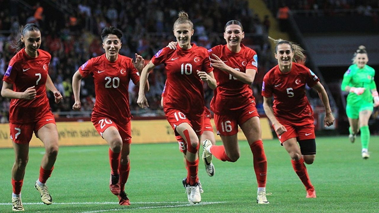 A Milli Kadın Futbol Takımı, Kosova'yı farklı yendi