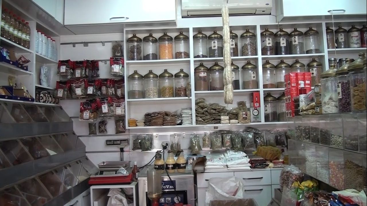 Vatandaşlar kış hastalıklarına karşı aktarlara akın ediyor