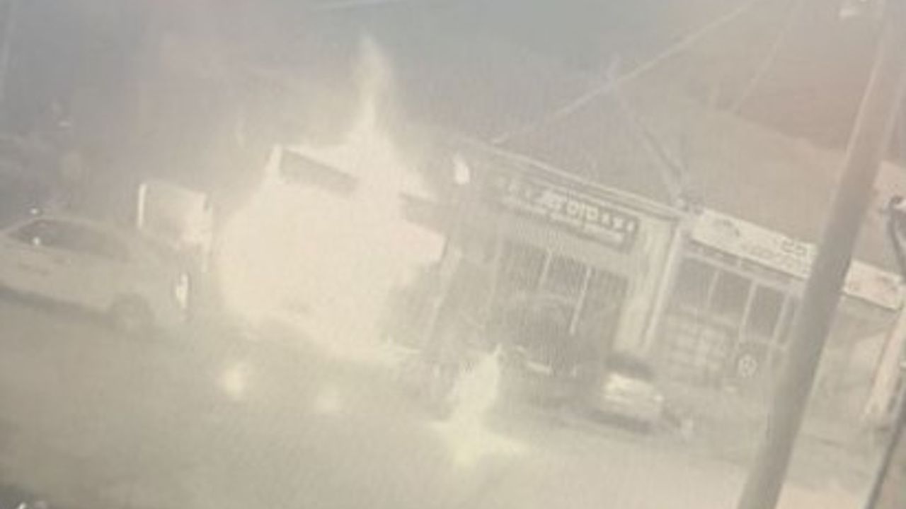 Eskişehir'de feci olay! İki kişi alevler içinde dışarıya koştu