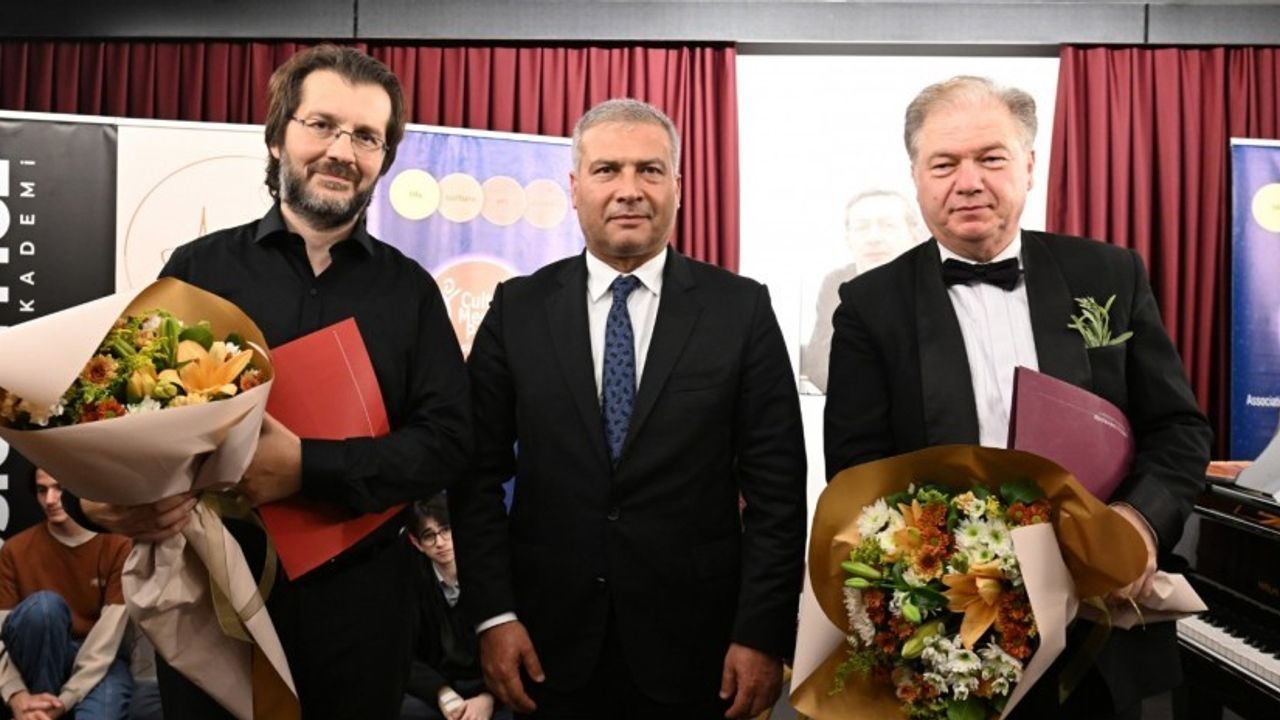 Piyano Günleri'nin kapanış konseri Anadolu Üniversitesi'nde gerçekleştirildi