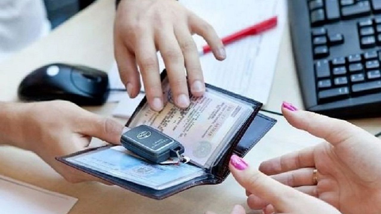 Otomotiv devi herkesi şaşırttı: 300 bin liradan fazla indirim gelen model açıklandı