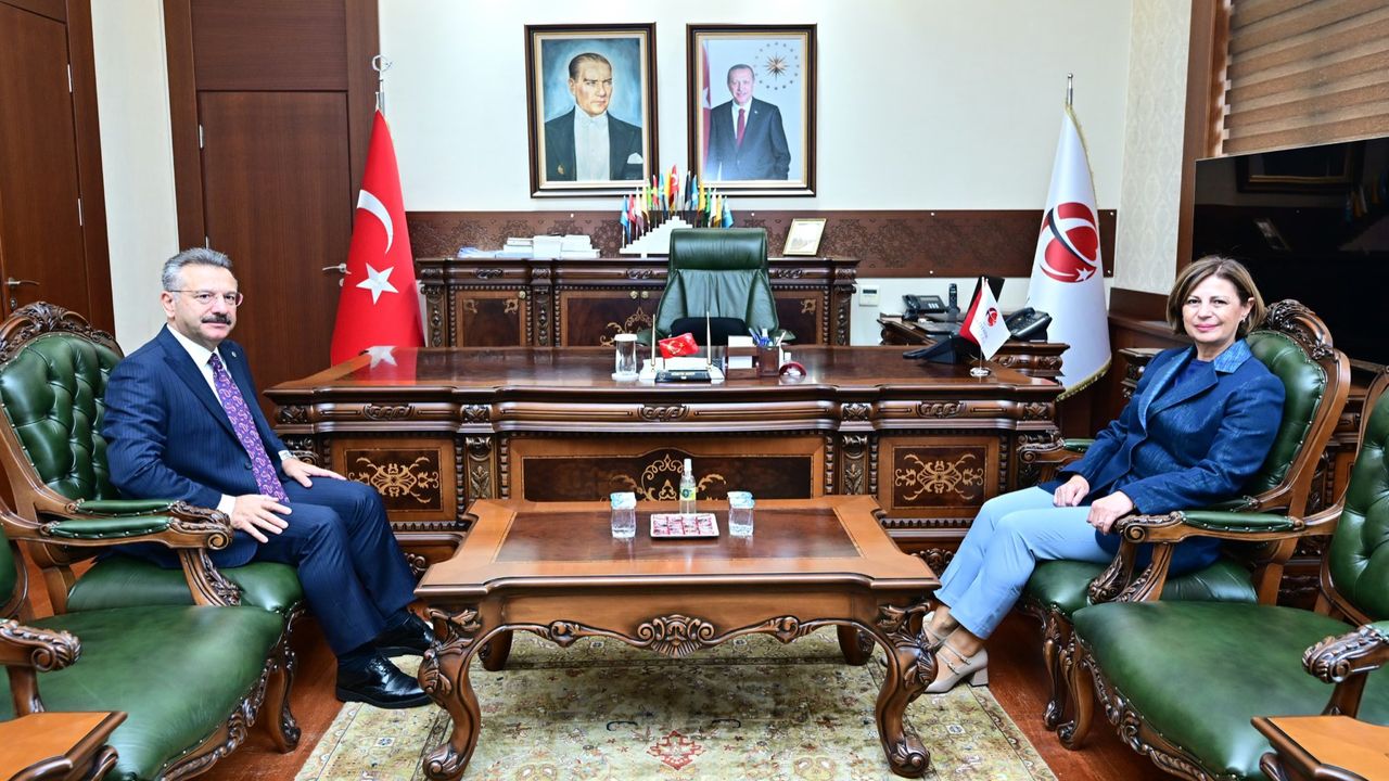Başkan Ünlüce ve Vali Aksoy bir araya geldi