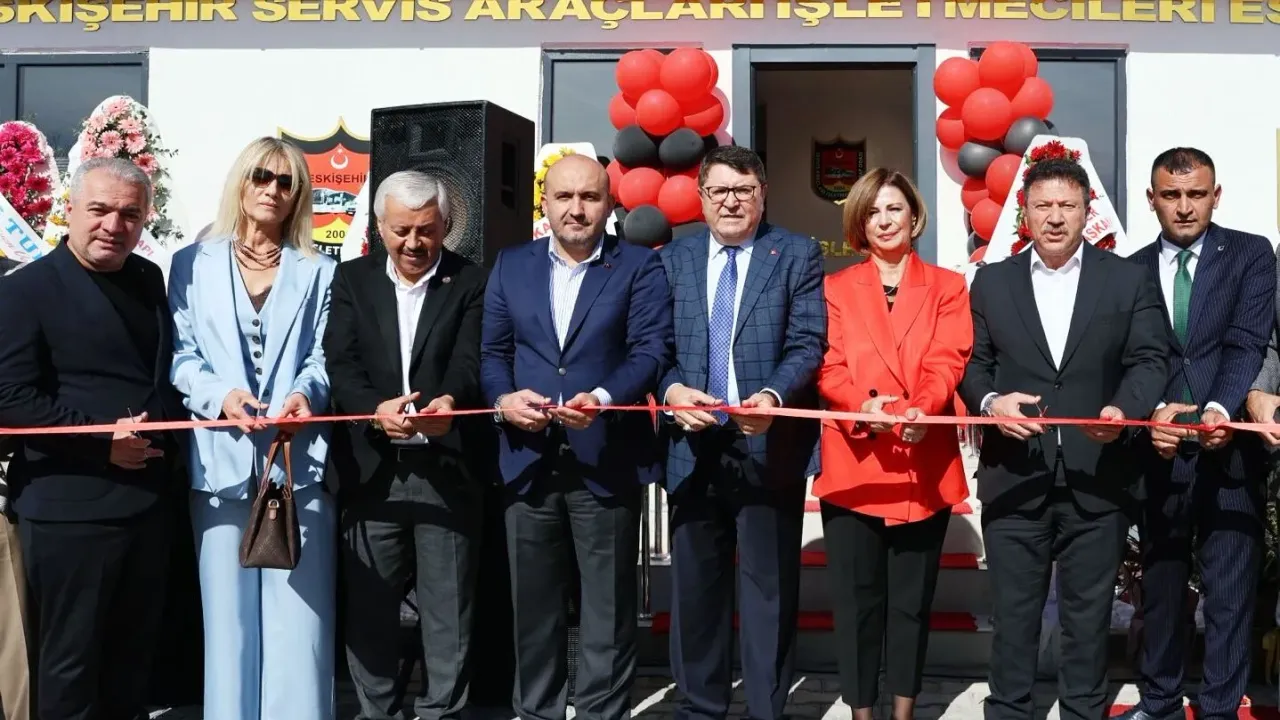 Gürhan Albayrak: "Tüm servisçi kardeşlerimize hayırlı olmasını diliyorum"