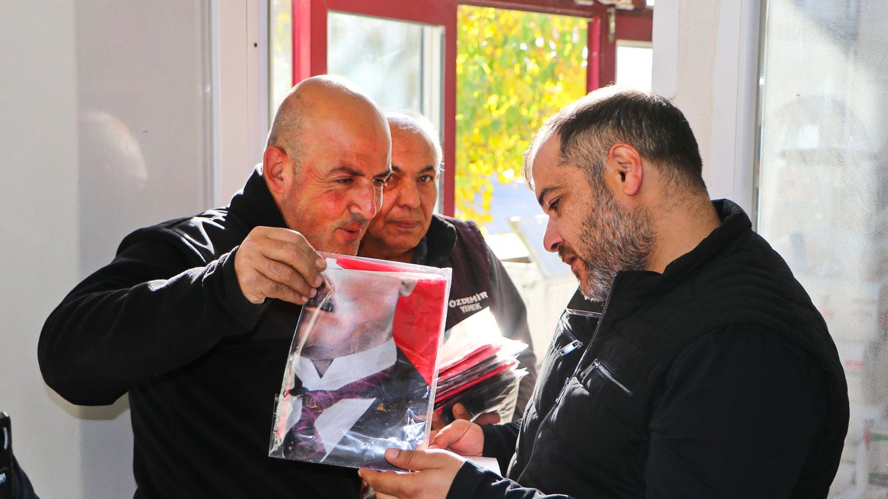 29 Ekim heyecanı Çifteler'de başladı