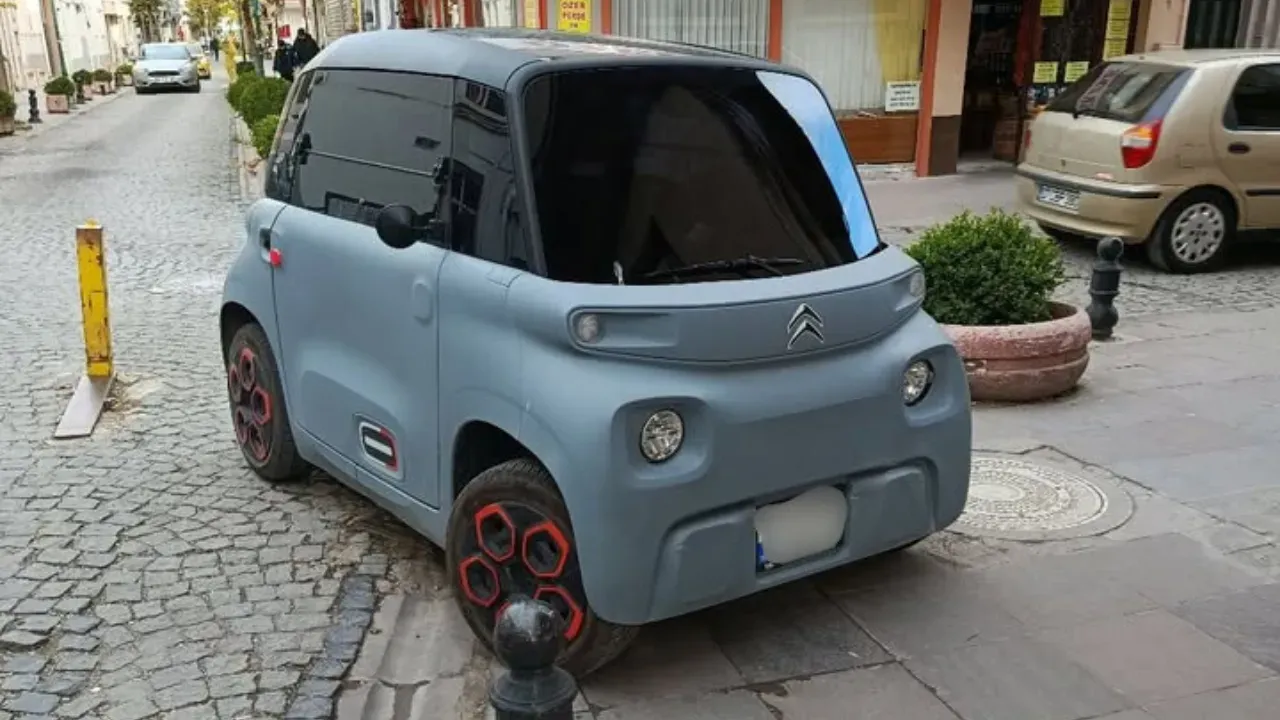 Eskişehir'de hatalı park yapan bir sürücü vatandaşları mağdur etti