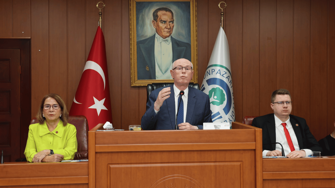 Kazım Kurt’tan mecliste doktor isyanı: “Torpil arıyoruz”