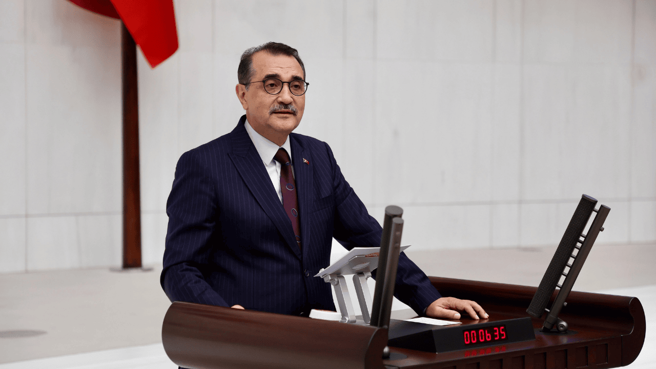Kendi ayakları üzerinde duran bir Türkiye inşa ediyoruz
