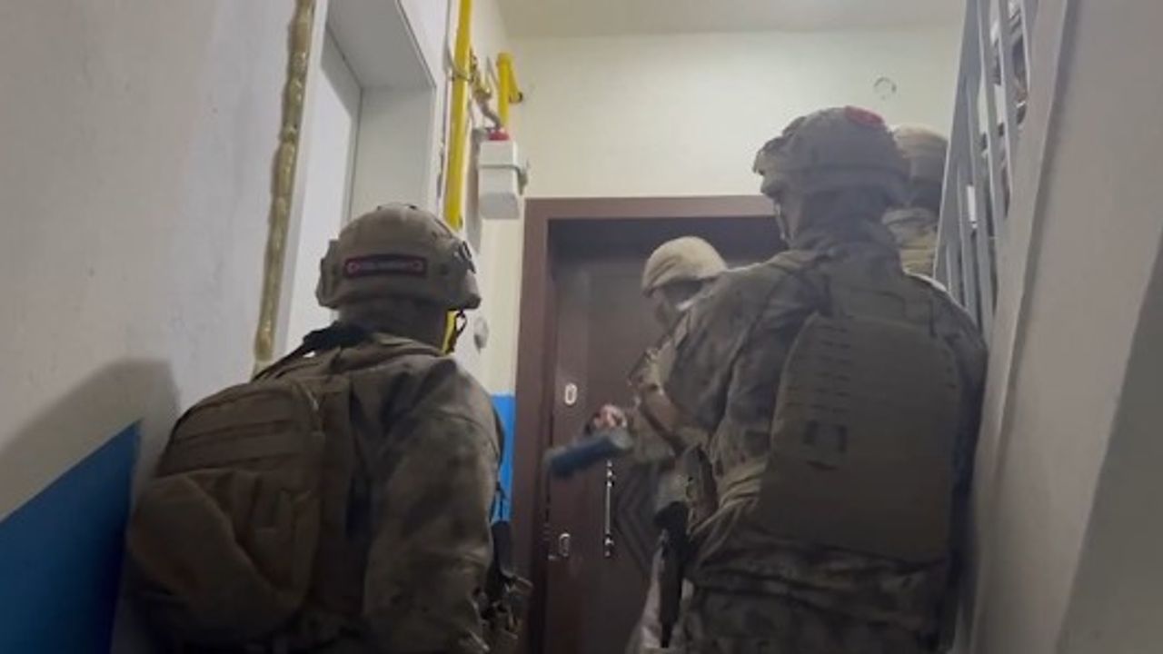 Eskişehir'de zehir tacirlerine ağır darbe: 23 kişi tutuklandı!