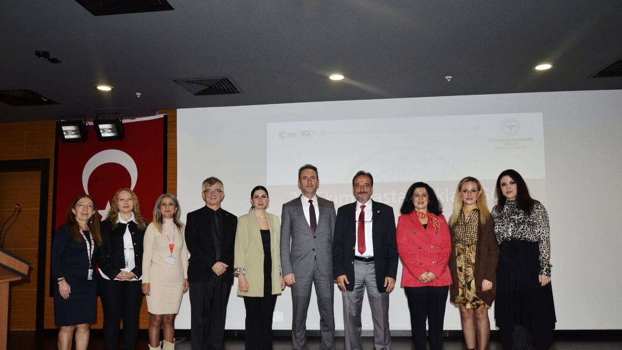 Eskişehir Şehir Hastanesi'nde hasta hakları konulu eğitim semineri gerçekleştirildi