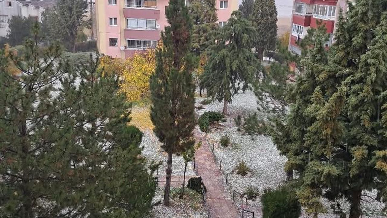 Meteoroloji uyarmıştı: Dolu Eskişehir’i vurdu