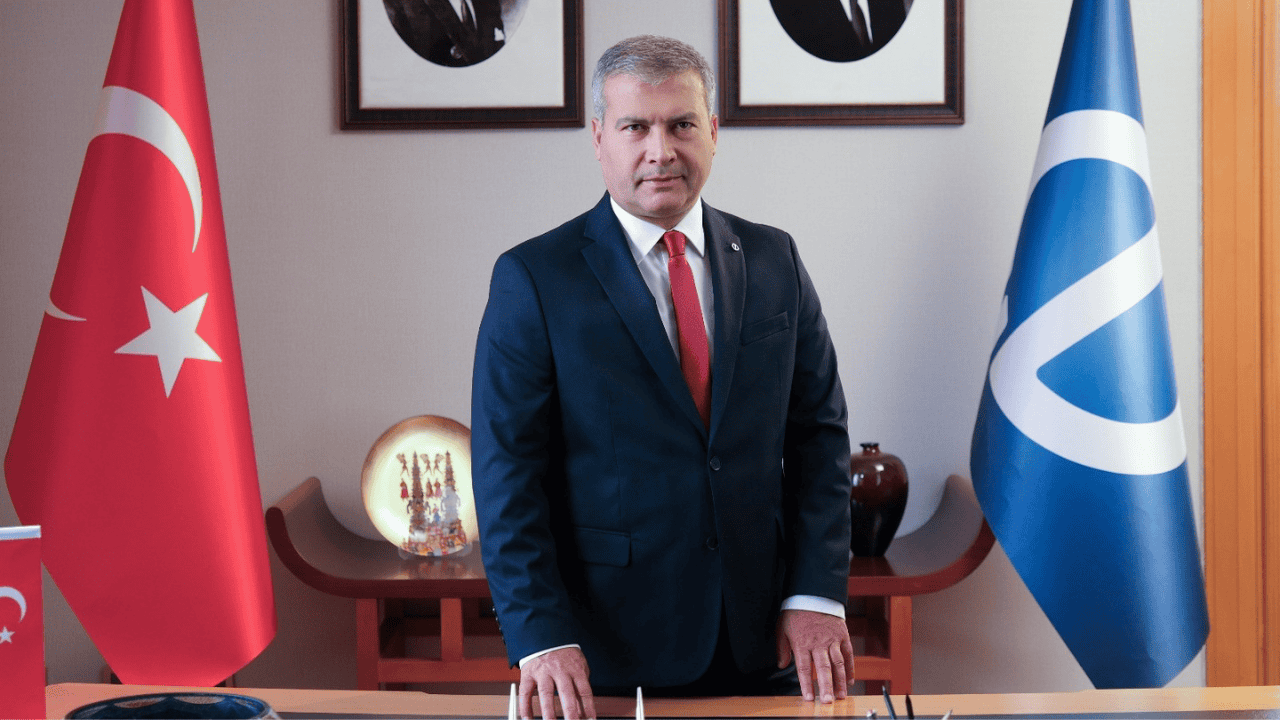 "Türkiye Cumhuriyeti, elde ettiği başarılarla geleceğe daha güçlü adımlarla yürümekte"