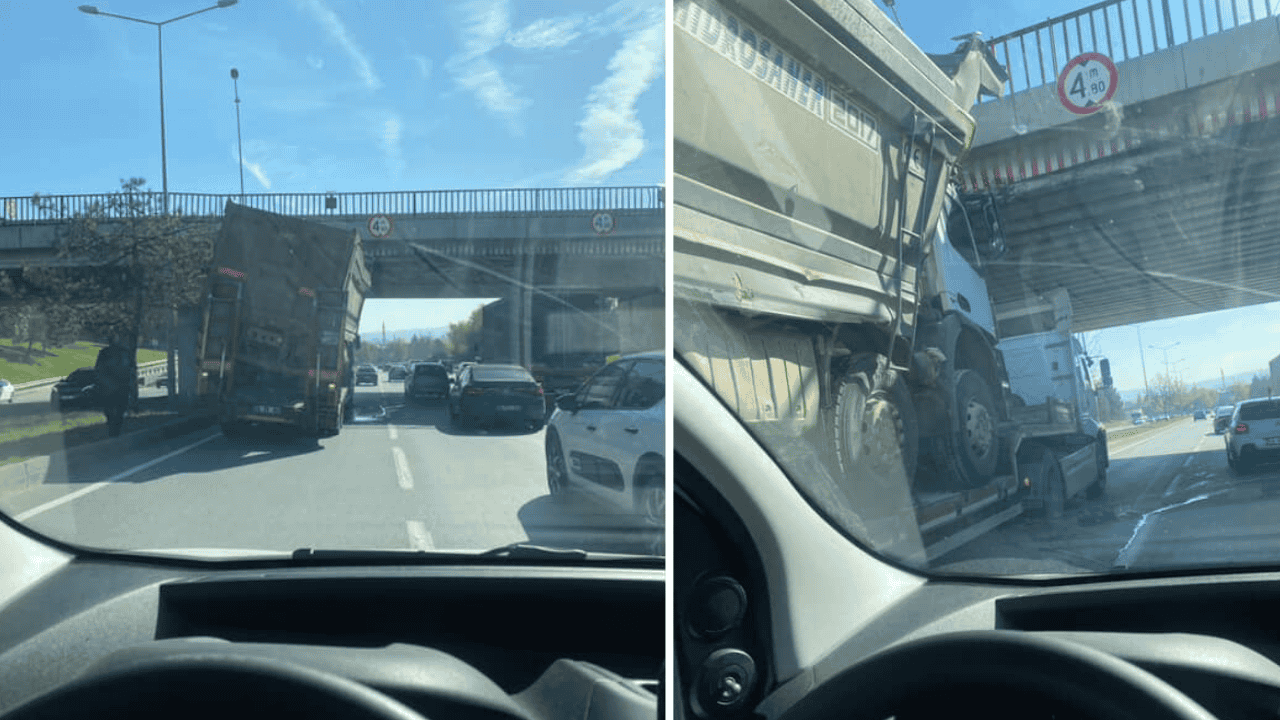 Eskişehir'de tır köprü altında sıkıştı