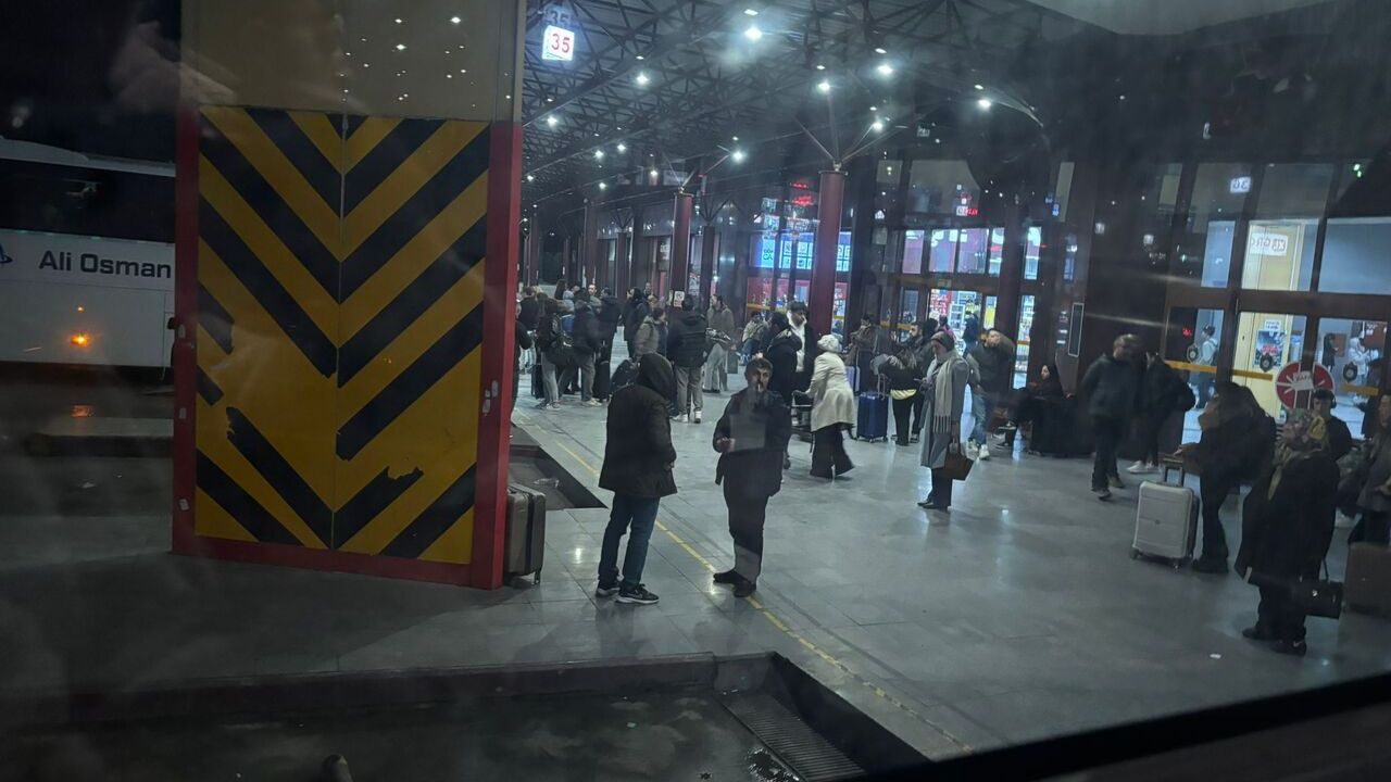 Eskişehir Otogarı'nda vatandaşlar adeta rehin alındı