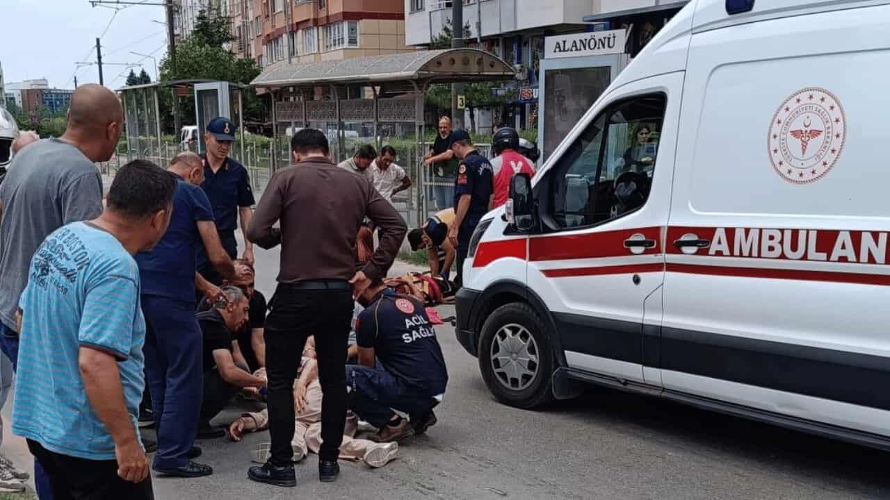Eskişehir'de tramvay durağında feci kaza: Yararlılar var!