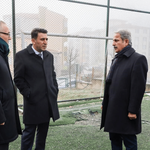 Vali amcalarından çocuklara halı saha