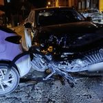 Eskişehir'de gece yarısı kaza: Araçlar kullanılamaz hale geldi, sürücü alkollü çıktı