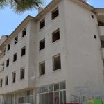 Eskişehir'deki terk edilmiş belediye binası vatandaşları korkutuyor