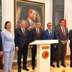 Cumhurbaşkanı Yardımcısı Cevdet Yılmaz, Eskişehir Valiliği'ni ziyaret etti