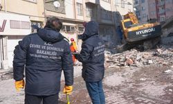 Deprem bölgesinde yıkılması gereken 50 bin 576 bina var