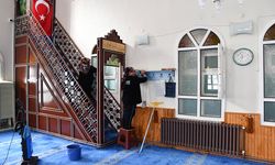 Tepebaşı'nda Camilerde Ramazan Temizliği