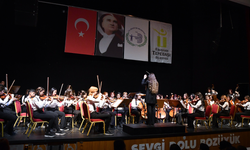 İki Elin Sesi Var’dan Bozüyük’te Muhteşem Konser