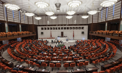 TBMM'de milletvekili kayıtları devam ediyor