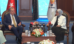 MHP heyetinden AK Parti’ye bayram ziyareti
