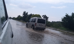 Eskişehir'de sağanak yağış etkili oldu