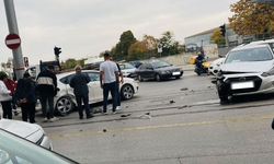 Eskişehir'de zincirleme kaza 2 kişi yaralandı