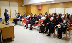 Anadolu Üniversitesi "Yapay Zekâ Çağında Eğitimi Yeniden Düşünmek’ seminerini gerçekleştirdi